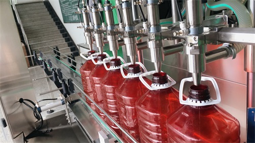 你的自動食用油灌裝機(jī)具備這些功能嗎？
